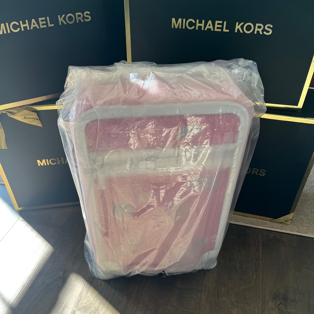 Dragonfruit Jet set Michael Kors - Picture 5 of 8